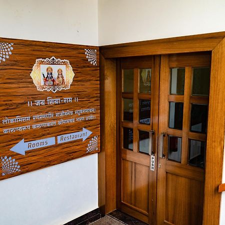 Hotel Amritara Ramila Kutir à Ayodhya Extérieur photo