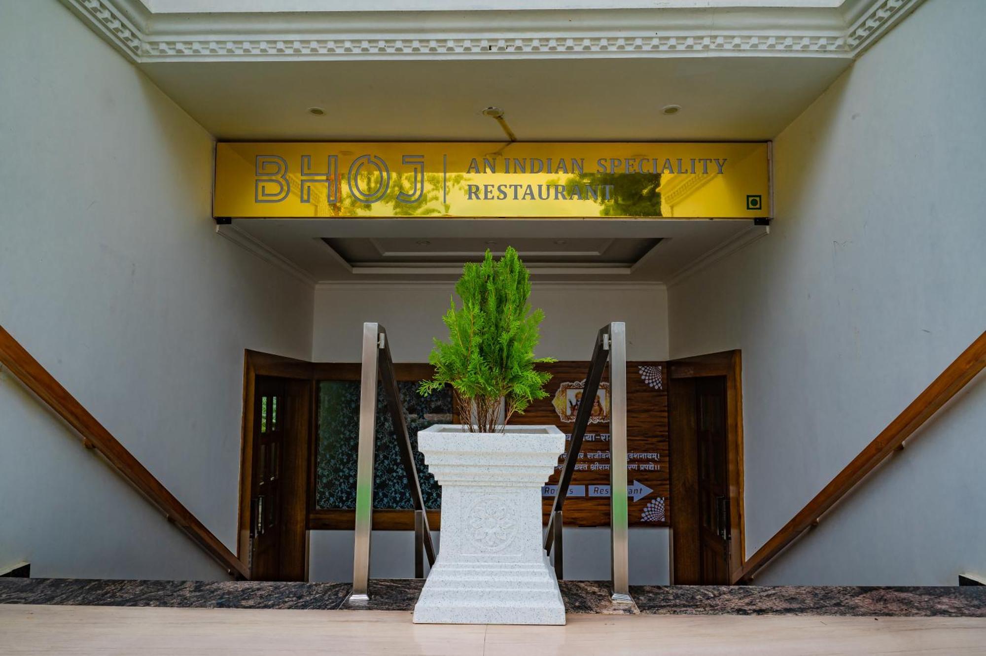 Hotel Amritara Ramila Kutir à Ayodhya Extérieur photo